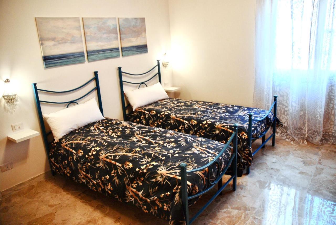 Casa Paolina Nel Centro Di Bracciano Villa Exterior foto
