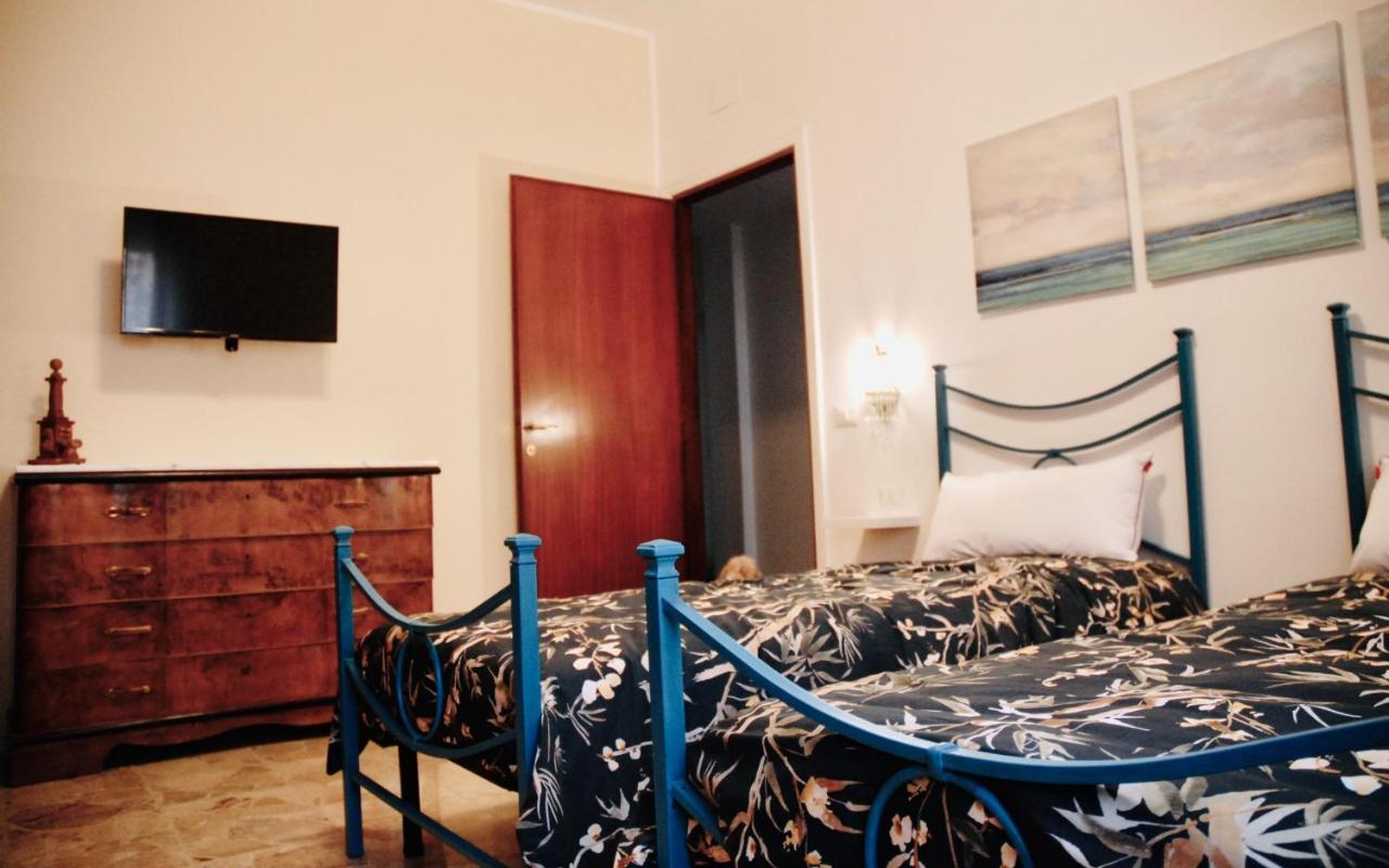 Casa Paolina Nel Centro Di Bracciano Villa Exterior foto