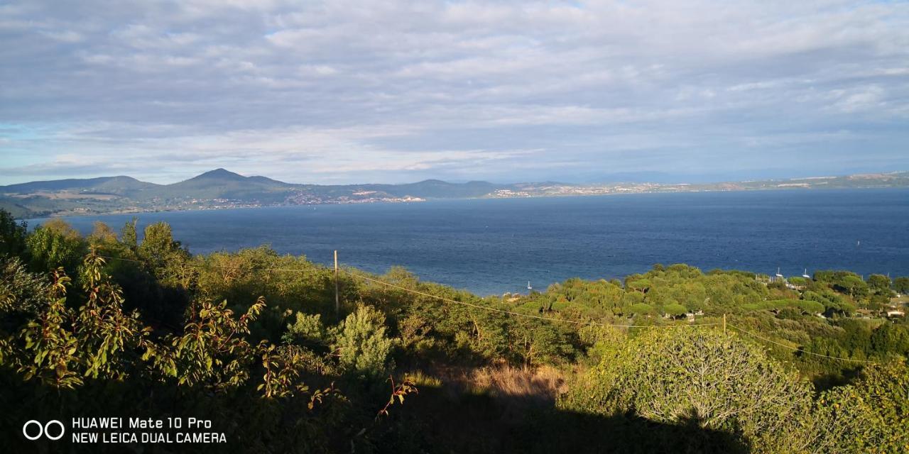 Casa Paolina Nel Centro Di Bracciano Villa Exterior foto
